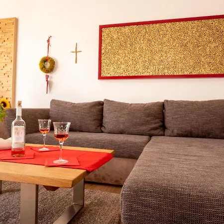 Papst Apartment *